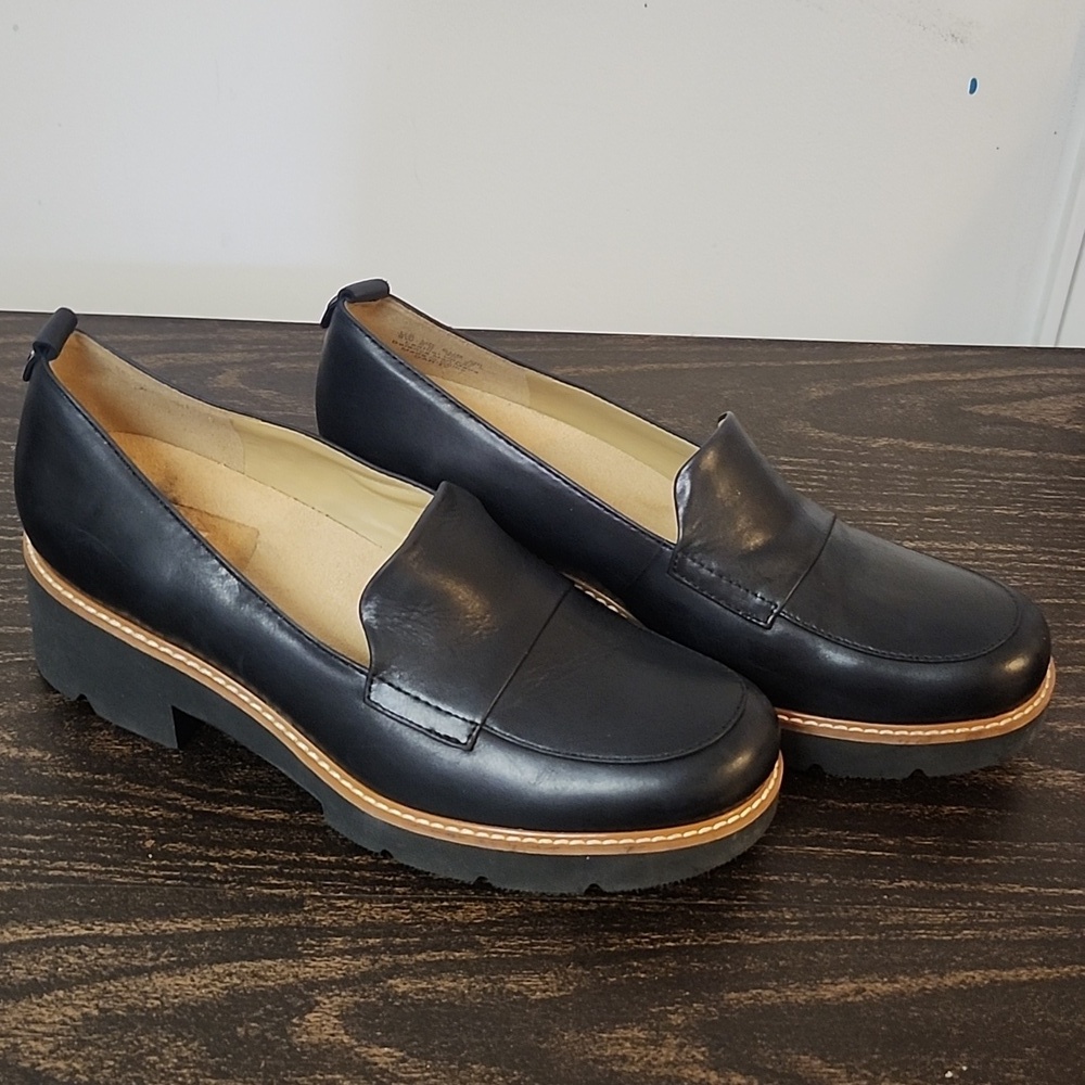 Naturalizer Black Darry Lug Sole Loafer Size 9W Chunky